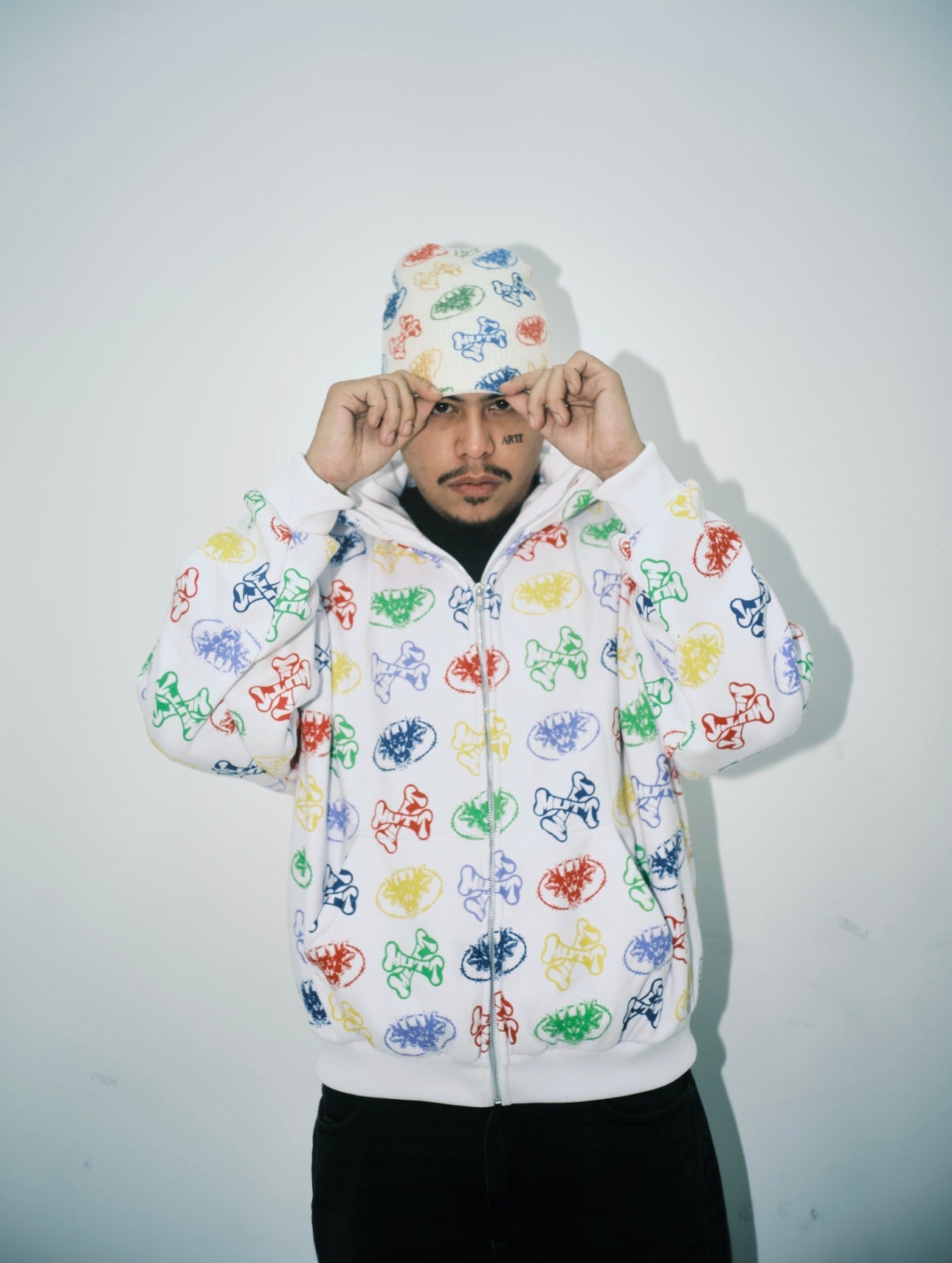 MUTT SKITTLES BEANIE